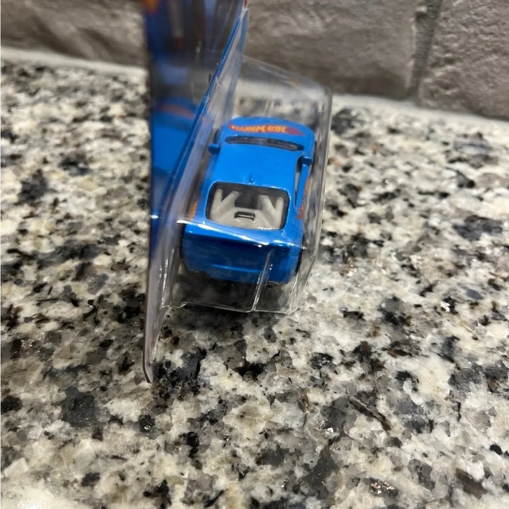 Hot Wheels Toyota GR86 Cup toy car 1/64 Imports Mattel